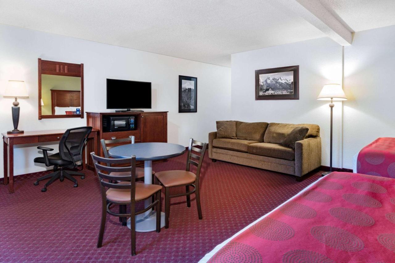 Baymont By Wyndham Bozeman Motel Exterior foto